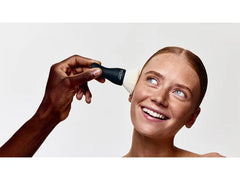 Self Glow by James Read Sunbrush Face & Body Glow Brush